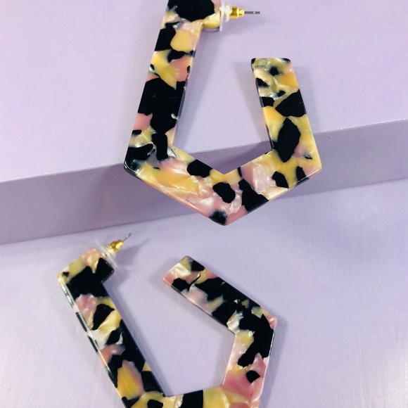 🆑 Large Flat Angled Hoops in Pink, Yellow & Black - Picture 4 of 6